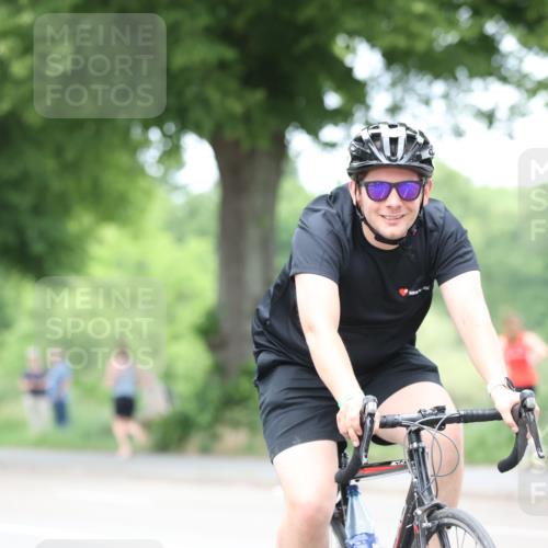 15.06.2025 - 7 Türme Triathlon Yannick Fuchs http://msf.ph/oto/7961194 15.06.2025 13:49:42 Radfahren 514, 781, 1051, 1089 meine-sportfotos.de