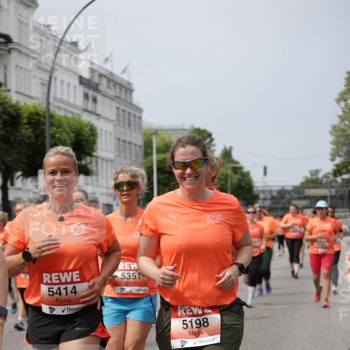 15.06.2025 - REWE Women's Run Jannik Wohlers http://msf.ph/oto/7961222 15.06.2025 09:46:03 Laufen 5351, 5414, 5198 meine-sportfotos.de