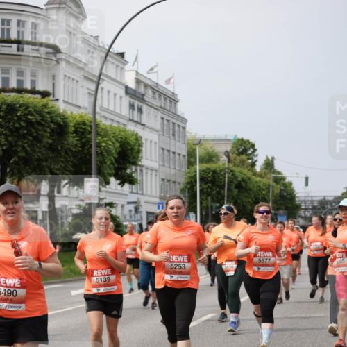 15.06.2025 - REWE Women's Run Jannik Wohlers http://msf.ph/oto/7961273 15.06.2025 09:46:06 Laufen 5490, 5139, 5253, 106, 5577, 5395 meine-sportfotos.de