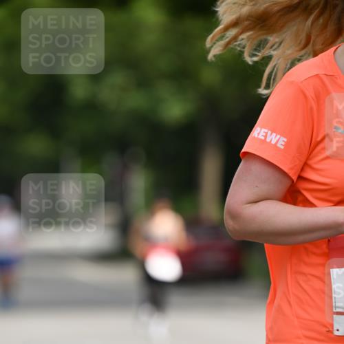 15.06.2025 - REWE Women's Run Dr. Thomas Lammeyer http://msf.ph/oto/7961343 15.06.2025 09:50:23 Laufen  meine-sportfotos.de