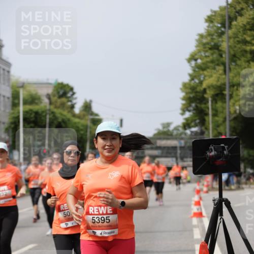15.06.2025 - REWE Women's Run Jannik Wohlers http://msf.ph/oto/7961348 15.06.2025 09:46:08 Laufen 4, 5395 meine-sportfotos.de