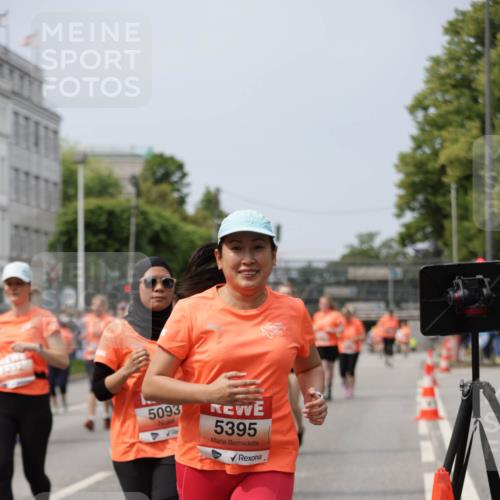 15.06.2025 - REWE Women's Run Jannik Wohlers http://msf.ph/oto/7961369 15.06.2025 09:46:08 Laufen 5093, 5395 meine-sportfotos.de
