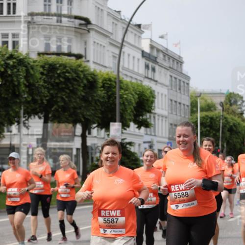 15.06.2025 - REWE Women's Run Jannik Wohlers http://msf.ph/oto/7961448 15.06.2025 09:46:12 Laufen 5587, 5588, 5 meine-sportfotos.de