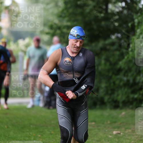 15.06.2025 - 7 Türme Triathlon Michael Strokosch http://msf.ph/oto/7961450 15.06.2025 12:13:26 Schwimmen 396, 494, 539 meine-sportfotos.de