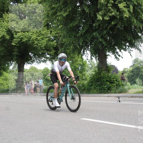 15.06.2025 - 7 Türme Triathlon Yannick Fuchs http://msf.ph/oto/7961454 15.06.2025 12:19:23 Radfahren  meine-sportfotos.de