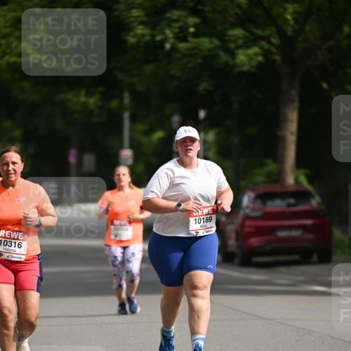15.06.2025 - REWE Women's Run Dr. Thomas Lammeyer http://msf.ph/oto/7961481 15.06.2025 09:50:31 Laufen 10316, 2, 10169 meine-sportfotos.de