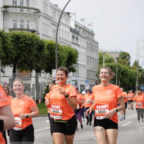 15.06.2025 - REWE Women's Run Jannik Wohlers http://msf.ph/oto/7961509 15.06.2025 09:46:13 Laufen 94, 5493, 5605 meine-sportfotos.de