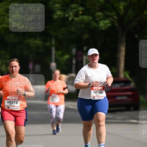 15.06.2025 - REWE Women's Run Dr. Thomas Lammeyer http://msf.ph/oto/7961510 15.06.2025 09:50:31 Laufen 10316, 10169 meine-sportfotos.de