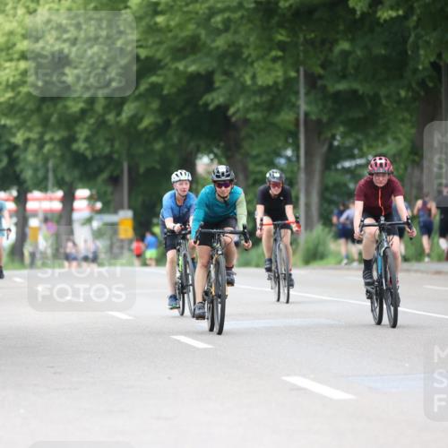 15.06.2025 - 7 Türme Triathlon Yannick Fuchs http://msf.ph/oto/7961536 15.06.2025 13:50:24 Radfahren 822, 839, 850, 866, 960 meine-sportfotos.de