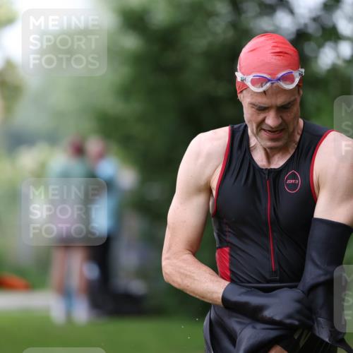 15.06.2025 - 7 Türme Triathlon Michael Strokosch http://msf.ph/oto/7961538 15.06.2025 12:13:30 Schwimmen 396, 494, 539, 566 meine-sportfotos.de