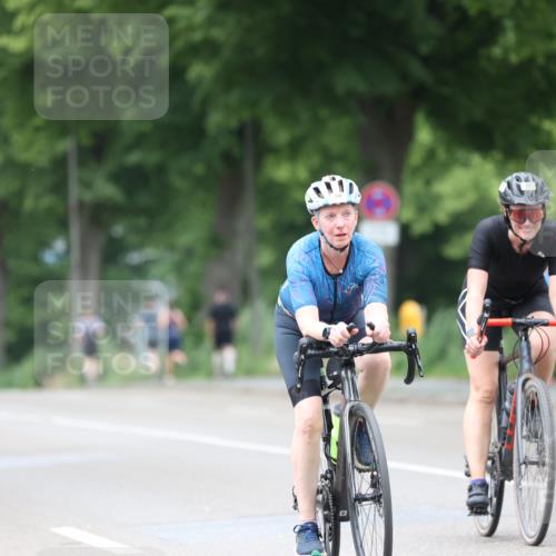 15.06.2025 - 7 Türme Triathlon Yannick Fuchs http://msf.ph/oto/7961566 15.06.2025 13:50:26 Radfahren 822, 839, 850, 866 meine-sportfotos.de