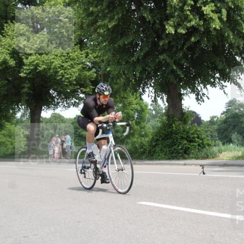 15.06.2025 - 7 Türme Triathlon Yannick Fuchs http://msf.ph/oto/7961581 15.06.2025 12:24:08 Radfahren  meine-sportfotos.de