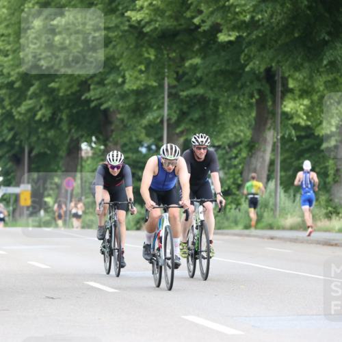 15.06.2025 - 7 Türme Triathlon Yannick Fuchs http://msf.ph/oto/7961582 15.06.2025 10:03:36 Radfahren  meine-sportfotos.de