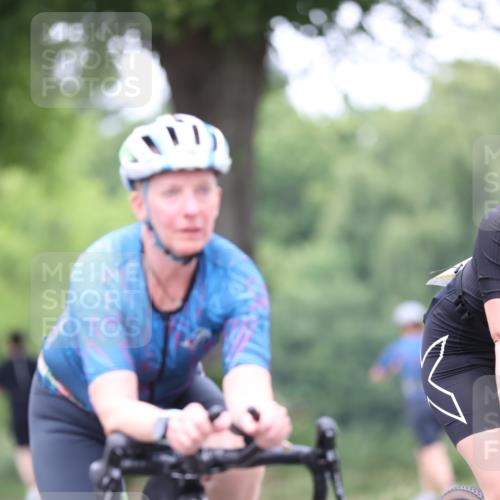 15.06.2025 - 7 Türme Triathlon Yannick Fuchs http://msf.ph/oto/7961587 15.06.2025 13:50:27 Radfahren 822, 839, 850, 866 meine-sportfotos.de