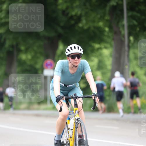 15.06.2025 - 7 Türme Triathlon Yannick Fuchs http://msf.ph/oto/7961602 15.06.2025 13:50:29 Radfahren 822, 839, 850, 866 meine-sportfotos.de
