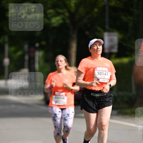 15.06.2025 - REWE Women's Run Dr. Thomas Lammeyer http://msf.ph/oto/7961613 15.06.2025 09:50:36 Laufen 10056, 10147 meine-sportfotos.de