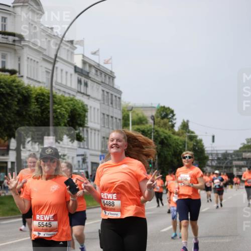 15.06.2025 - REWE Women's Run Jannik Wohlers http://msf.ph/oto/7961676 15.06.2025 09:46:19 Laufen 5545, 5488, 5145 meine-sportfotos.de