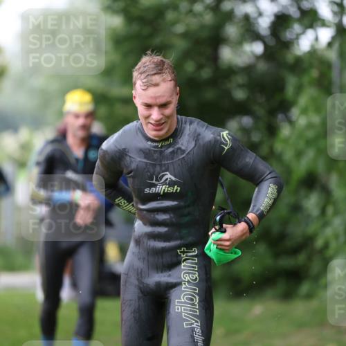 15.06.2025 - 7 Türme Triathlon Michael Strokosch http://msf.ph/oto/7961695 15.06.2025 12:13:48 Schwimmen 395, 497, 543, 566, 599, 633 meine-sportfotos.de