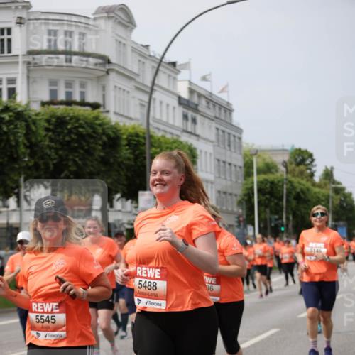 15.06.2025 - REWE Women's Run Jannik Wohlers http://msf.ph/oto/7961717 15.06.2025 09:46:20 Laufen 86, 5545, 5488, 5145 meine-sportfotos.de