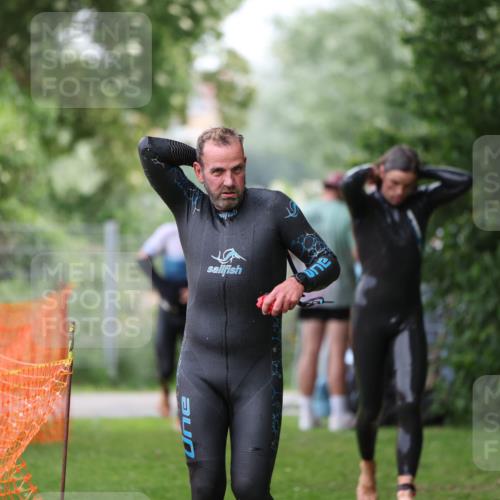 15.06.2025 - 7 Türme Triathlon Michael Strokosch http://msf.ph/oto/7961793 15.06.2025 12:13:55 Schwimmen 395, 497, 501, 543, 566, 599, 633 meine-sportfotos.de