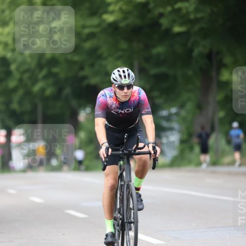 15.06.2025 - 7 Türme Triathlon Yannick Fuchs http://msf.ph/oto/7961810 15.06.2025 13:50:46 Radfahren 389, 911, 1096 meine-sportfotos.de