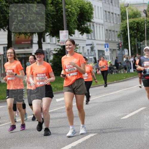 15.06.2025 - REWE Women's Run Jannik Wohlers http://msf.ph/oto/7961831 15.06.2025 09:46:28 Laufen 5512, 4, 5480, 5203, 664, 5384 meine-sportfotos.de