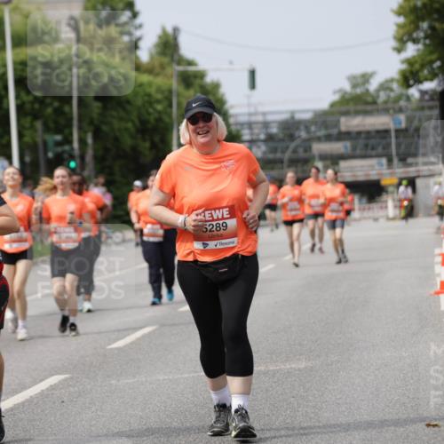 15.06.2025 - REWE Women's Run Jannik Wohlers http://msf.ph/oto/7961888 15.06.2025 09:46:30 Laufen 5384, 5289 meine-sportfotos.de