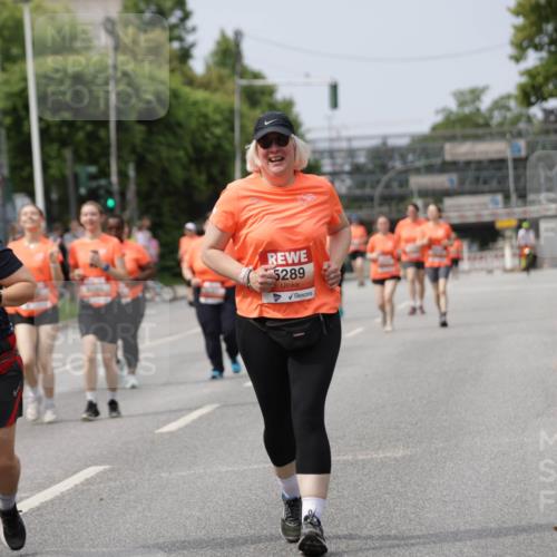 15.06.2025 - REWE Women's Run Jannik Wohlers http://msf.ph/oto/7961896 15.06.2025 09:46:30 Laufen 5384, 5289 meine-sportfotos.de