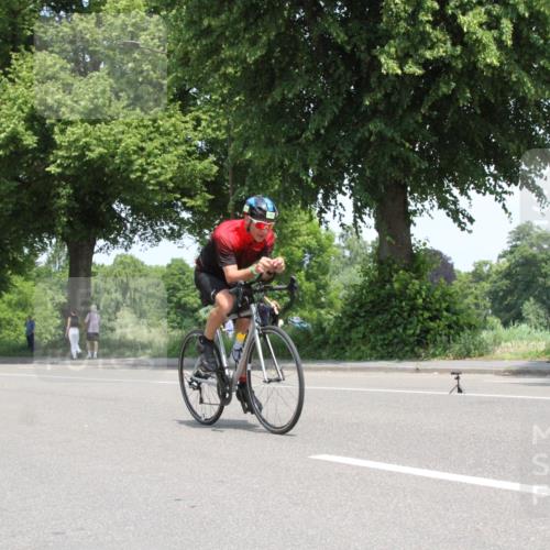 15.06.2025 - 7 Türme Triathlon Yannick Fuchs http://msf.ph/oto/7961917 15.06.2025 12:33:55 Radfahren  meine-sportfotos.de