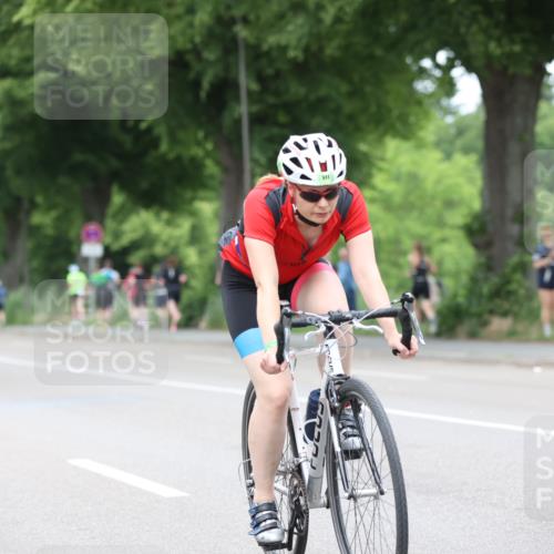15.06.2025 - 7 Türme Triathlon Yannick Fuchs http://msf.ph/oto/7961977 15.06.2025 13:50:51 Radfahren 256, 389, 911, 954 meine-sportfotos.de