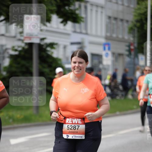 15.06.2025 - REWE Women's Run Jannik Wohlers http://msf.ph/oto/7962012 15.06.2025 09:46:38 Laufen 5287 meine-sportfotos.de