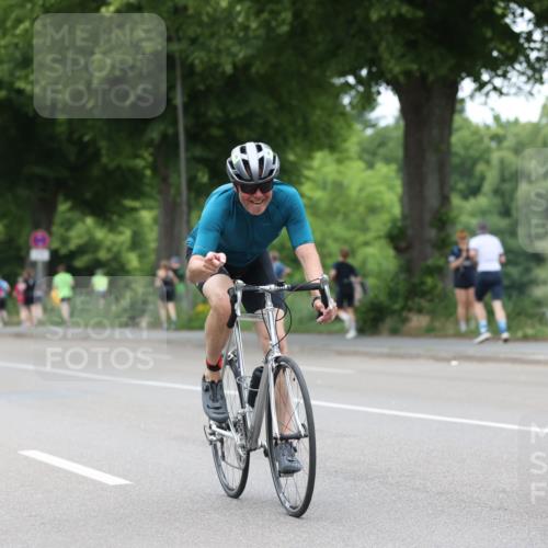 15.06.2025 - 7 Türme Triathlon Yannick Fuchs http://msf.ph/oto/7962017 15.06.2025 13:50:55 Radfahren 256, 645, 867, 954 meine-sportfotos.de