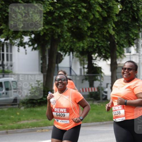 15.06.2025 - REWE Women's Run Jannik Wohlers http://msf.ph/oto/7962036 15.06.2025 09:46:40 Laufen 5409, 5338 meine-sportfotos.de