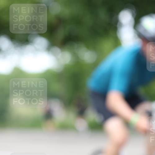 15.06.2025 - 7 Türme Triathlon Yannick Fuchs http://msf.ph/oto/7962057 15.06.2025 13:50:55 Radfahren 256, 645, 867, 954 meine-sportfotos.de