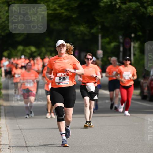15.06.2025 - REWE Women's Run Dr. Thomas Lammeyer http://msf.ph/oto/7962122 15.06.2025 09:51:07 Laufen 10487, 1049 meine-sportfotos.de