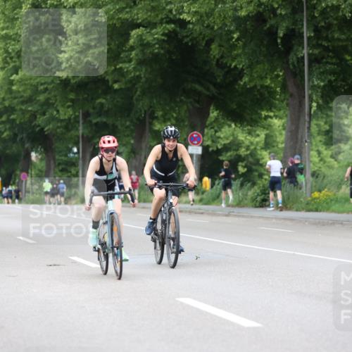15.06.2025 - 7 Türme Triathlon Yannick Fuchs http://msf.ph/oto/7962161 15.06.2025 13:51:02 Radfahren 213, 304, 645, 867, 936, 1012 meine-sportfotos.de