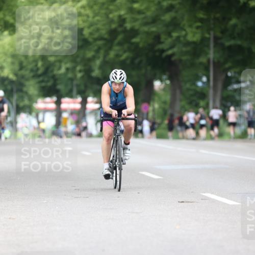 15.06.2025 - 7 Türme Triathlon Yannick Fuchs http://msf.ph/oto/7962237 15.06.2025 13:51:35 Radfahren 977 meine-sportfotos.de