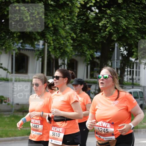 15.06.2025 - REWE Women's Run Jannik Wohlers http://msf.ph/oto/7962248 15.06.2025 09:46:50 Laufen 5487, 5610, 5245 meine-sportfotos.de