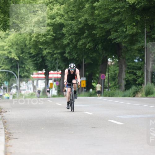 15.06.2025 - 7 Türme Triathlon Yannick Fuchs http://msf.ph/oto/7962270 15.06.2025 11:02:03 Radfahren 222 meine-sportfotos.de