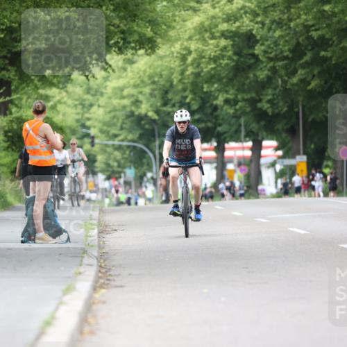 15.06.2025 - 7 Türme Triathlon Yannick Fuchs http://msf.ph/oto/7962279 15.06.2025 13:51:39 Radfahren 977, 1008 meine-sportfotos.de