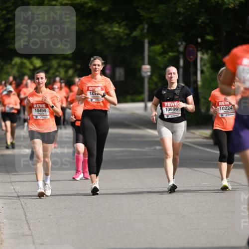 15.06.2025 - REWE Women's Run Dr. Thomas Lammeyer http://msf.ph/oto/7962422 15.06.2025 09:51:21 Laufen 10494, 1022, 10806, 10224 meine-sportfotos.de