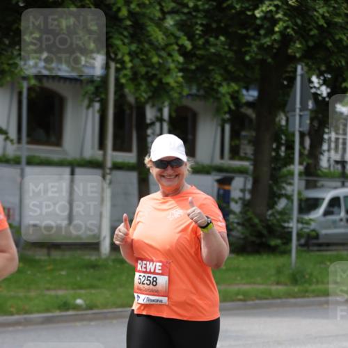 15.06.2025 - REWE Women's Run Jannik Wohlers http://msf.ph/oto/7962441 15.06.2025 09:46:59 Laufen 5258, 17 meine-sportfotos.de