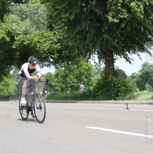 15.06.2025 - 7 Türme Triathlon Yannick Fuchs http://msf.ph/oto/7962456 15.06.2025 12:41:20 Radfahren  meine-sportfotos.de