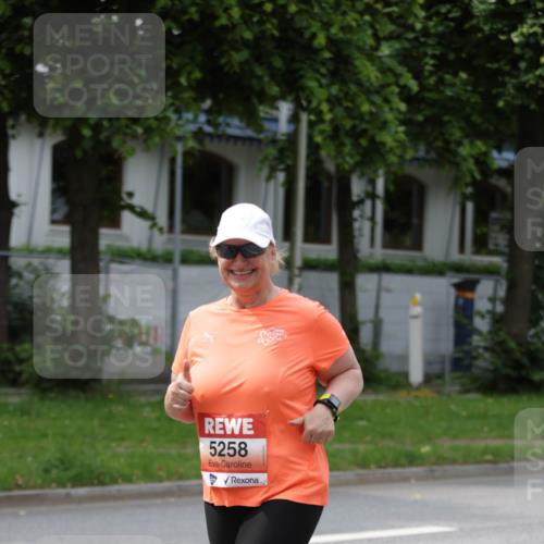 15.06.2025 - REWE Women's Run Jannik Wohlers http://msf.ph/oto/7962461 15.06.2025 09:46:59 Laufen 5258 meine-sportfotos.de