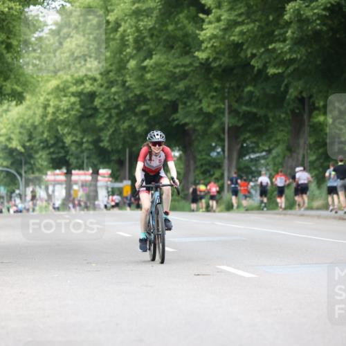 15.06.2025 - 7 Türme Triathlon Yannick Fuchs http://msf.ph/oto/7962471 15.06.2025 13:51:54 Radfahren 823, 845 meine-sportfotos.de