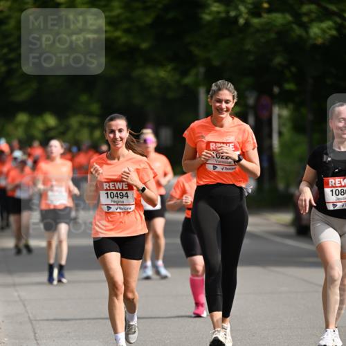 15.06.2025 - REWE Women's Run Dr. Thomas Lammeyer http://msf.ph/oto/7962501 15.06.2025 09:51:24 Laufen 10494, 3, 1080 meine-sportfotos.de