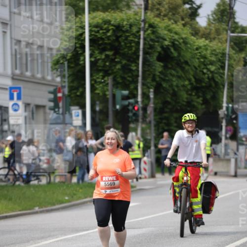 15.06.2025 - REWE Women's Run Jannik Wohlers http://msf.ph/oto/7962525 15.06.2025 09:47:15 Laufen 5569 meine-sportfotos.de
