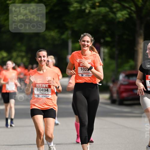 15.06.2025 - REWE Women's Run Dr. Thomas Lammeyer http://msf.ph/oto/7962529 15.06.2025 09:51:25 Laufen 10494, 1022, 1 meine-sportfotos.de