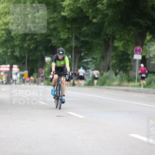 15.06.2025 - 7 Türme Triathlon Yannick Fuchs http://msf.ph/oto/7962534 15.06.2025 13:52:05 Radfahren 418 meine-sportfotos.de