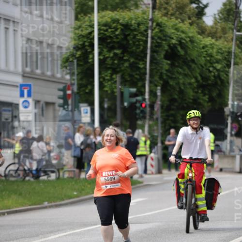15.06.2025 - REWE Women's Run Jannik Wohlers http://msf.ph/oto/7962536 15.06.2025 09:47:16 Laufen 5569 meine-sportfotos.de